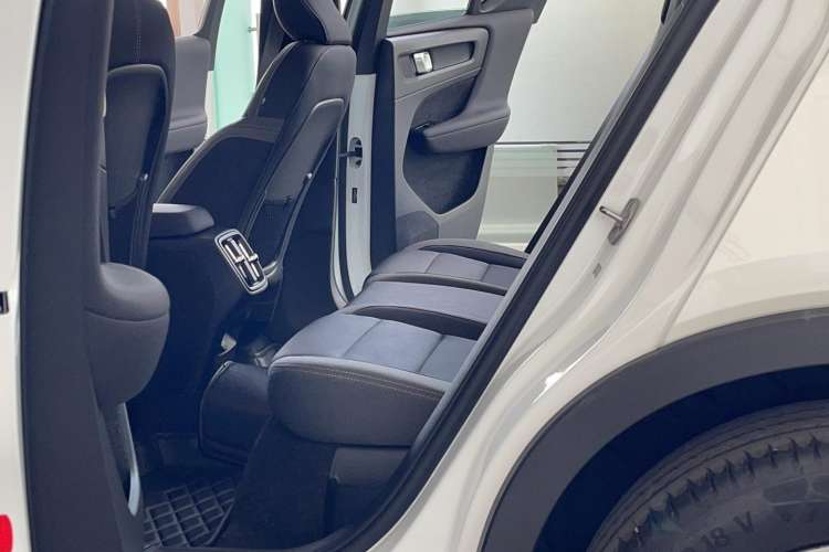 Used Volvo XC40 2024 B3 Zhiyuan Luxury Edition Interior 1