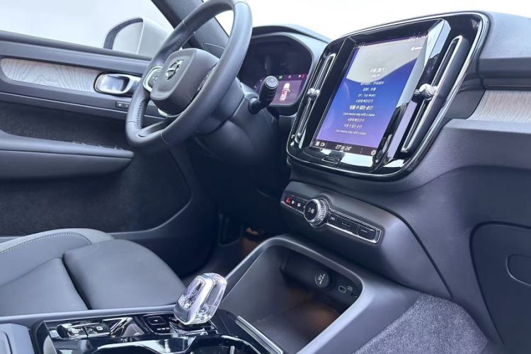 Used Volvo XC40 2024 B3 Zhiyuan Luxury Edition Interior 14