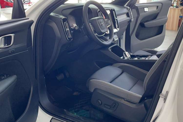 Used Volvo XC40 2024 B3 Zhiyuan Luxury Edition Interior 2