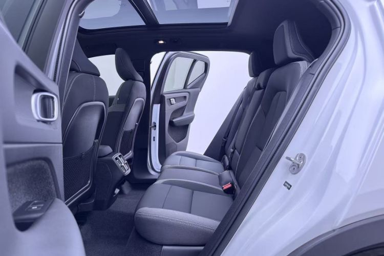 Used Volvo XC40 2024 B3 Zhiyuan Luxury Edition Interior 6
