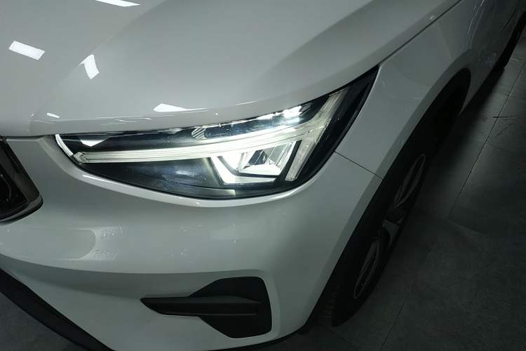 Used Volvo XC40 2024 B3 Zhiyuan Luxury Edition Left Front Headlight