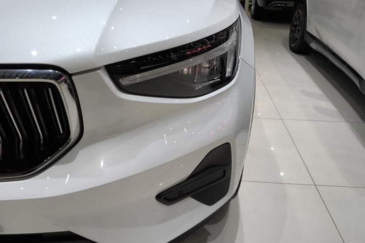 Used Volvo XC40 2024 B3 Zhiyuan Luxury Edition Left Front Headlight