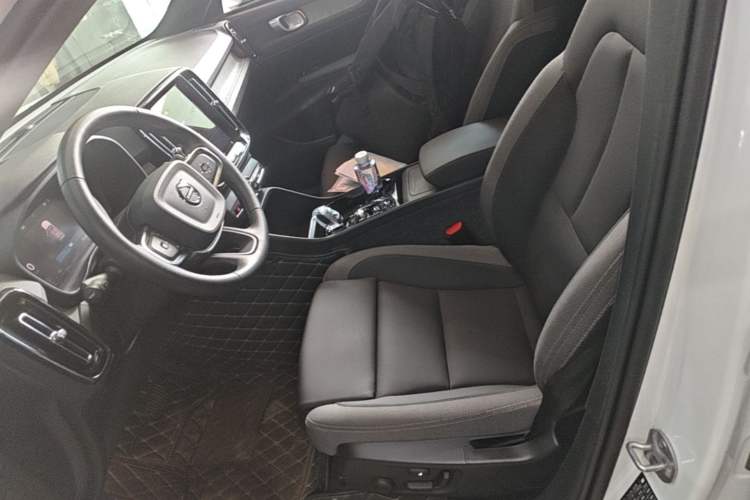 Used Volvo XC40 2024 B3 Zhiyuan Luxury Edition Left Front Seat
