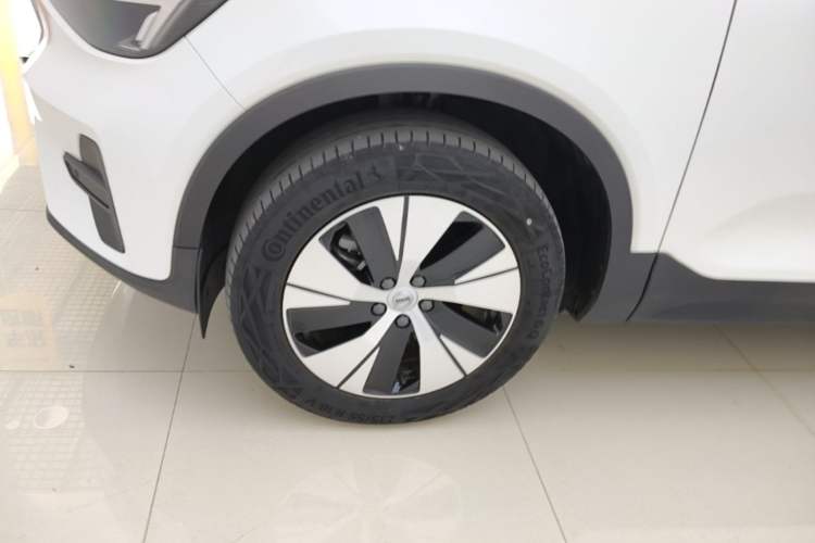 Used Volvo XC40 2024 B3 Zhiyuan Luxury Edition Left Front Wheel Hub
