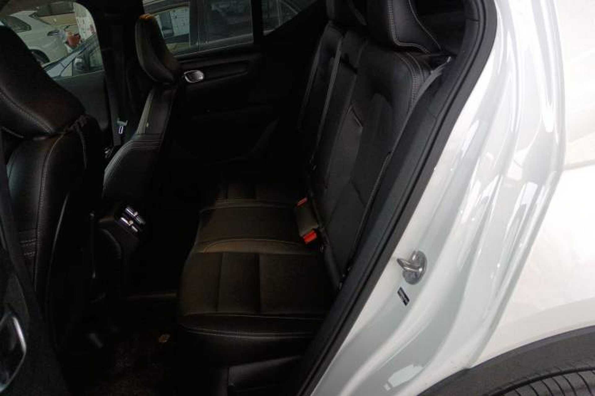 Used Volvo XC40 2024 B4 4x4 Smart Luxury Edition Left Rear Seat