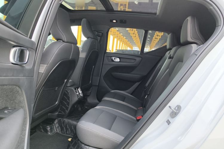 Used Volvo XC40 2024 B3 Zhiyuan Luxury Edition Left Rear Seat