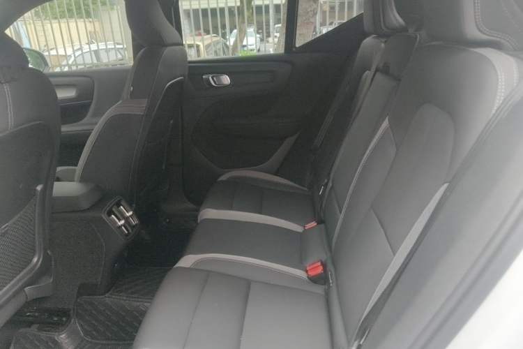 Used Volvo XC40 2024 B3 Zhiyuan Luxury Edition Left Rear Seat