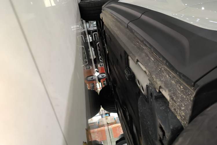 Used Volvo XC40 2024 B3 Zhiyuan Luxury Edition Left Side Sill