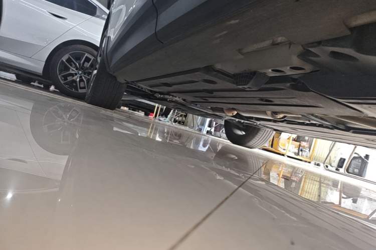 Used Volvo XC40 2024 B3 Zhiyuan Luxury Edition Left Side Sill