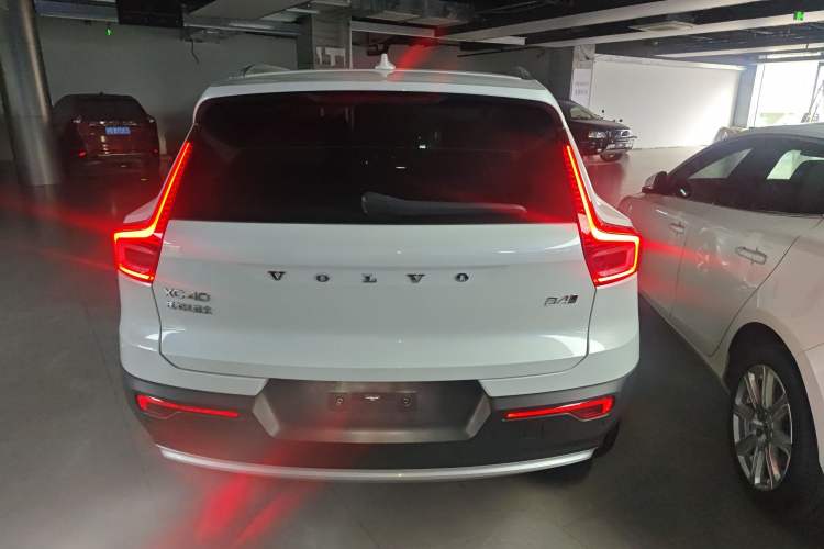Used Volvo XC40 2024 B4 4x4 Smart Luxury Edition Rear