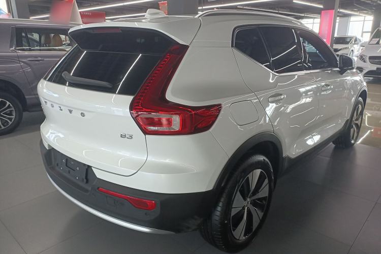 Used Volvo XC40 2024 B3 Zhiyuan Luxury Edition Rear Right 45 Deg