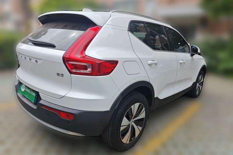 Used Volvo XC40 2024 B3 Zhiyuan Luxury Edition Rear Right 45 Deg