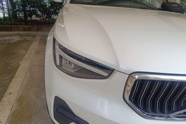 Used Volvo XC40 2024 B3 Zhiyuan Luxury Edition Right Front Headlight