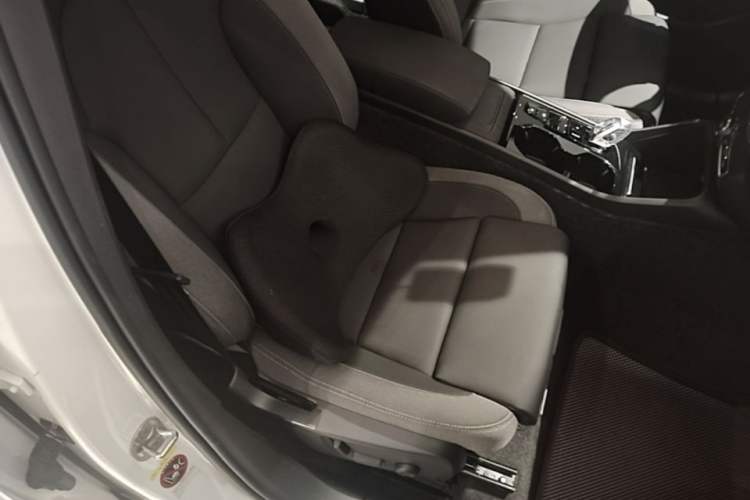 Used Volvo XC40 2024 B3 Zhiyuan Luxury Edition Right Front Seat