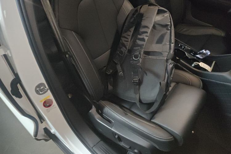 Used Volvo XC40 2024 B4 4x4 Smart Luxury Edition Right Front Seat