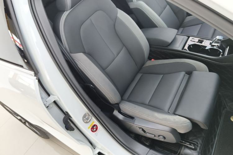 Used Volvo XC40 2024 B3 Zhiyuan Luxury Edition Right Front Seat
