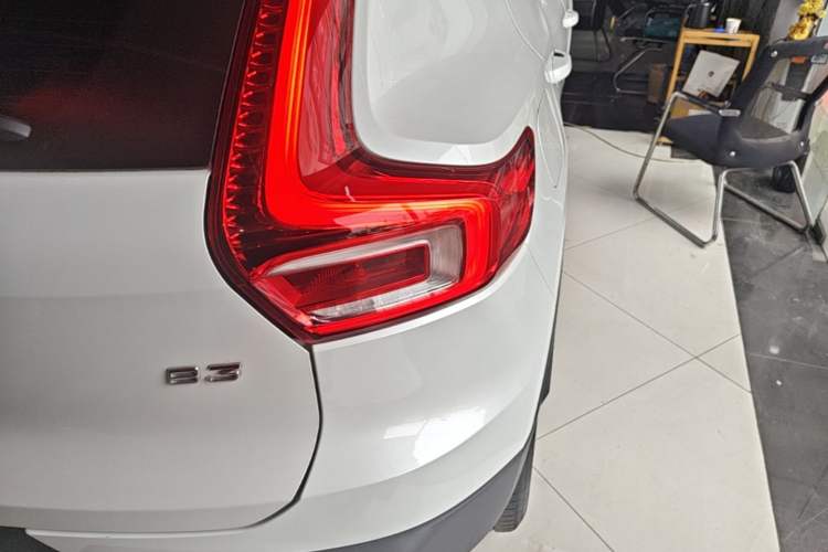 Used Volvo XC40 2024 B3 Zhiyuan Luxury Edition Right Rear Taillight