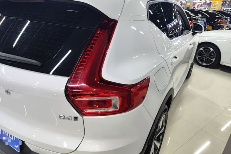 Used Volvo XC40 2024 B4 4x4 Smart Luxury Edition Right Rear Taillight