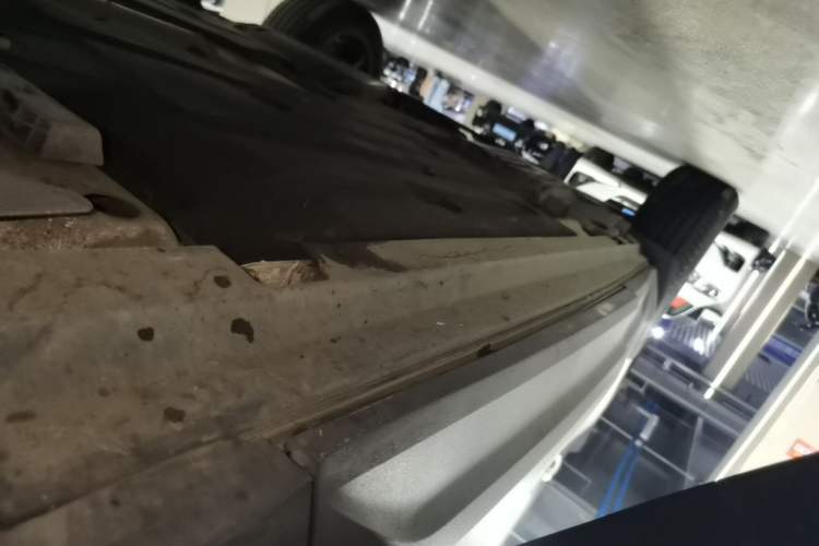 Used Volvo XC40 2024 B3 Zhiyuan Luxury Edition Right Side Sill