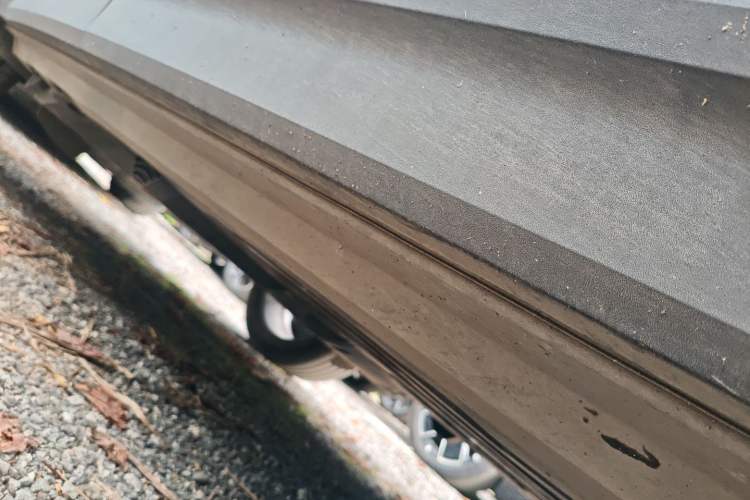 Used Volvo XC40 2024 B4 4x4 Smart Luxury Edition Right Side Sill