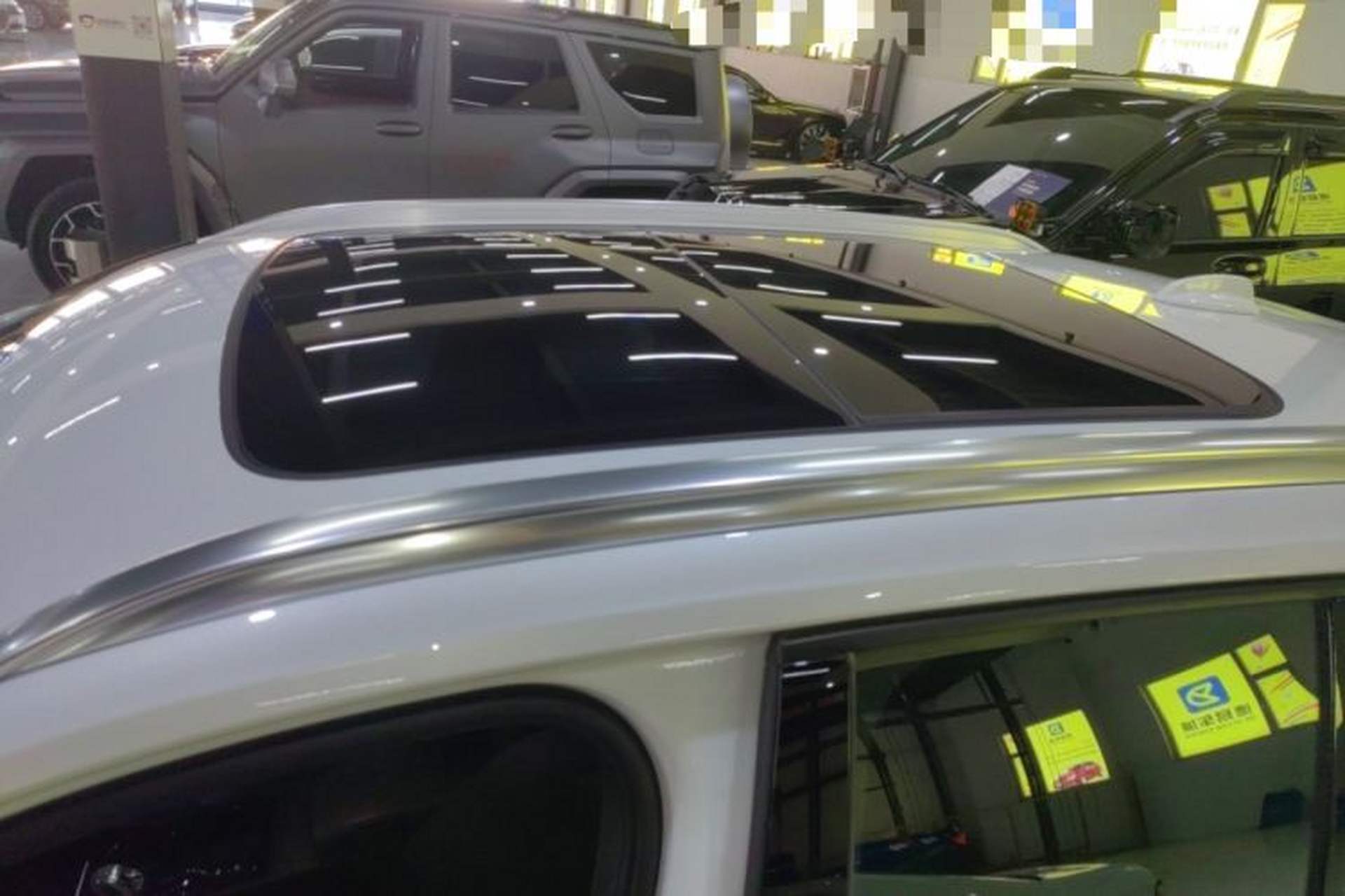 Used Volvo XC40 2024 B4 4x4 Smart Luxury Edition Roof
