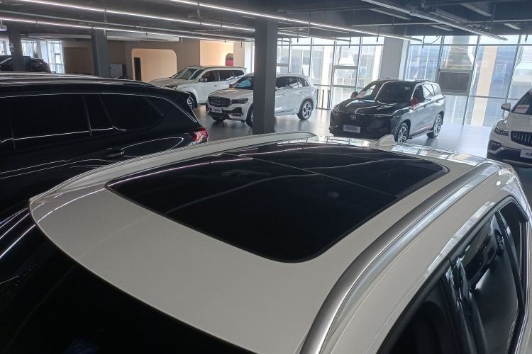Used Volvo XC40 2024 B3 Zhiyuan Luxury Edition Roof