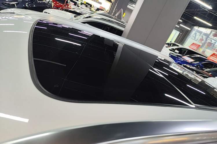 Used Volvo XC40 2024 B4 4x4 Smart Luxury Edition Roof