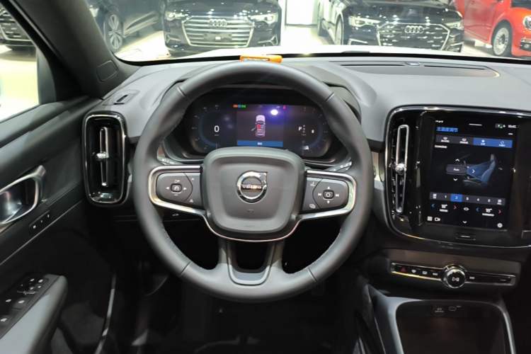Used Volvo XC40 2024 B3 Zhiyuan Luxury Edition Steering Wheel