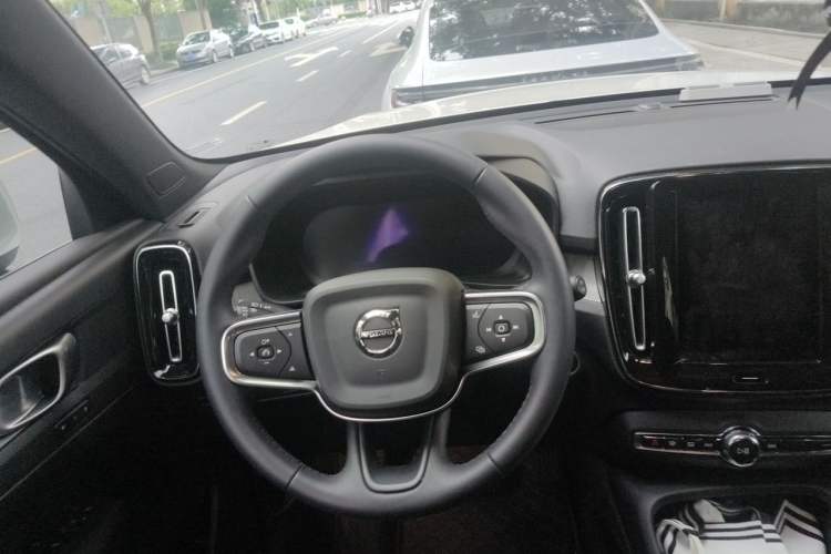 Used Volvo XC40 2024 B3 Zhiyuan Luxury Edition Steering Wheel