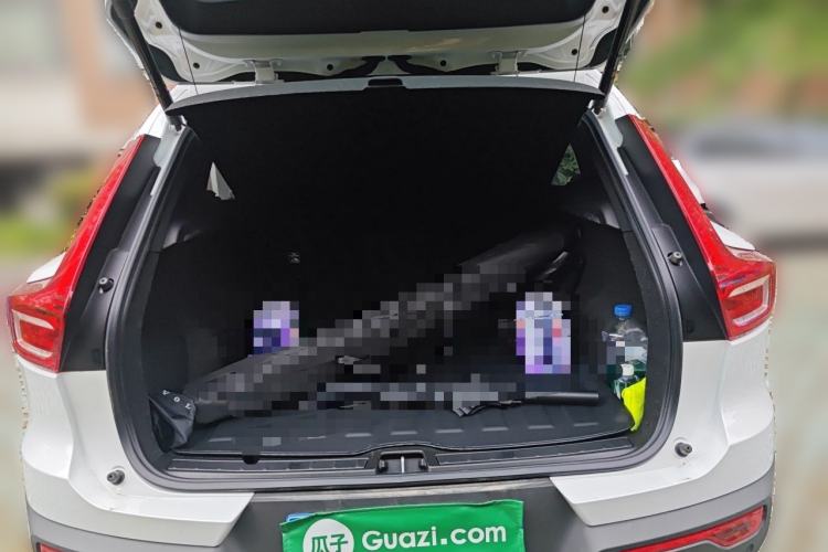 Used Volvo XC40 2024 B3 Zhiyuan Luxury Edition Trunk