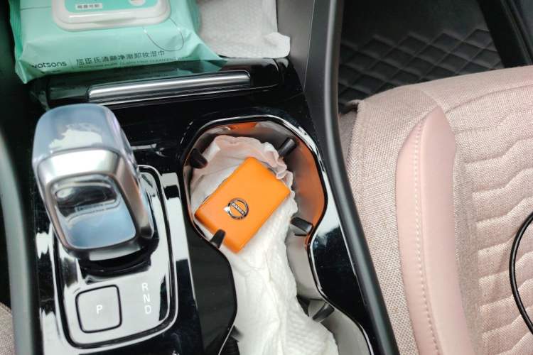 Used Volvo XC40 2024 B3 Zhiyuan Luxury Edition Vehicle Key