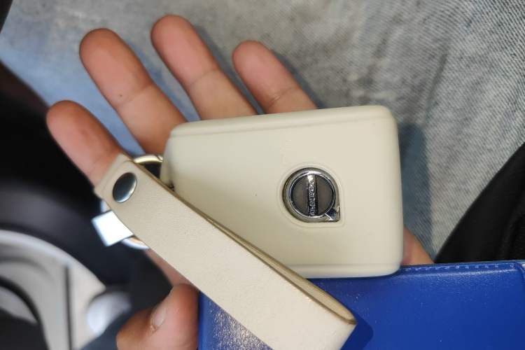 Used Volvo XC40 2024 B3 Zhiyuan Luxury Edition Vehicle Key
