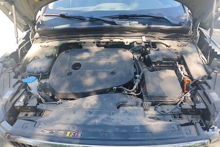 Used Volvo XC40 2025 B4 4x4 Smart Luxury Edition Engine Bay