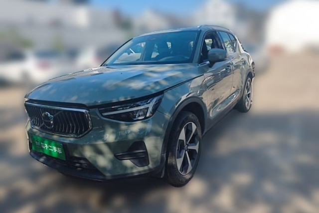 Used Volvo XC40 2025 B4 4x4 Smart Luxury Edition