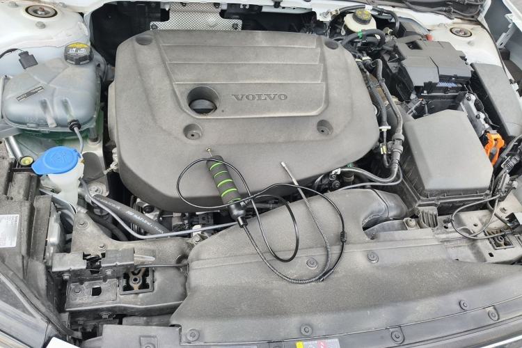 Used Volvo XC40 2025 B3 Smart & Luxurious Edition Engine Bay