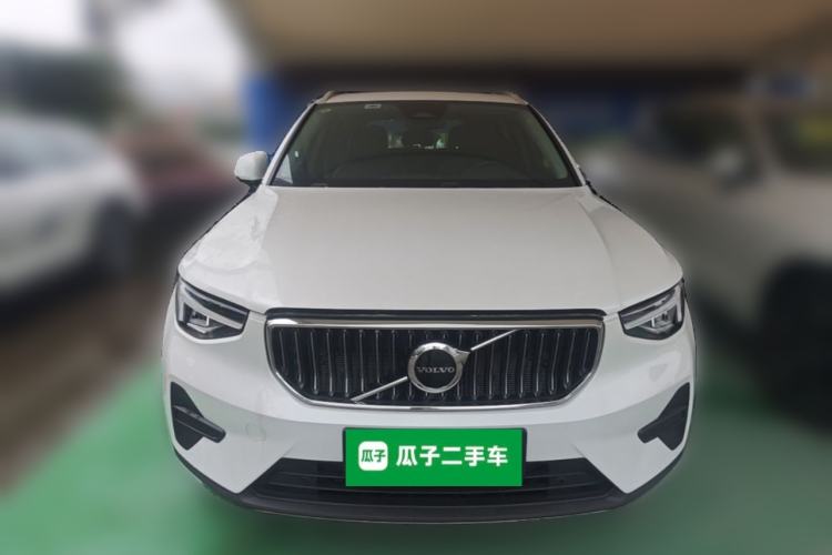 Used Volvo XC40 2025 B4 4x4 Smart Luxury Edition Front
