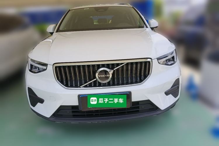 Used Volvo XC40 2025 B4 4x4 Smart Luxury Edition Front