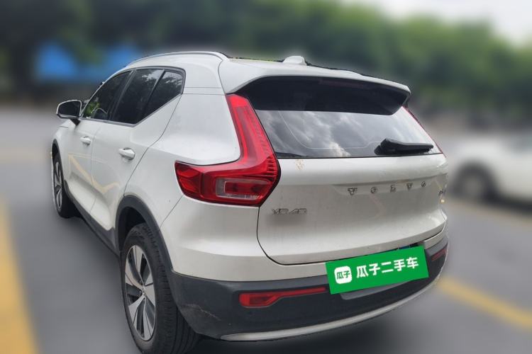 Used Volvo XC40 2025 B3 Smart & Luxurious Edition Rear Left 45 Deg