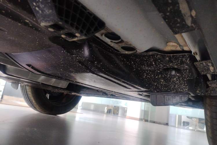 Used Volvo XC40 2026 B3 Zhiyuan Luxury Edition Chassis Rear Left