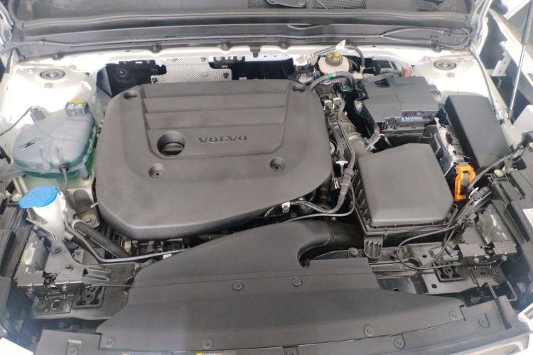 Used Volvo XC40 2026 B3 Zhiyuan Luxury Edition Engine Bay