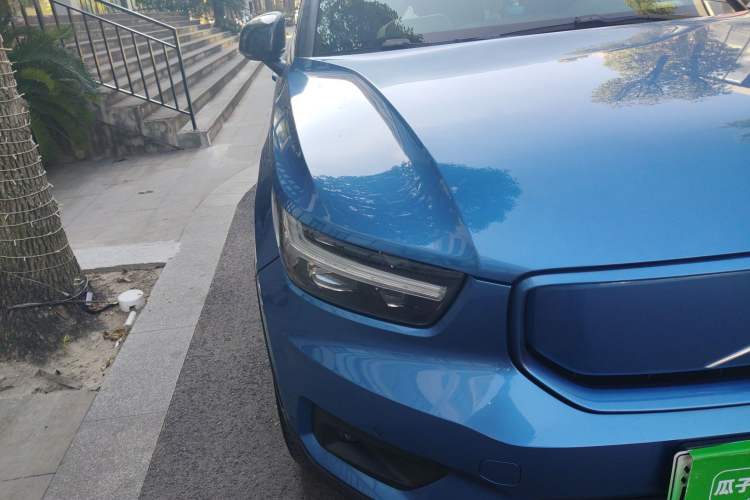 Used Volvo XC40 New Energy 2021 P8 Pure Electric All-Wheel Drive Smart Luxury Sport Edition Right Front Headlight