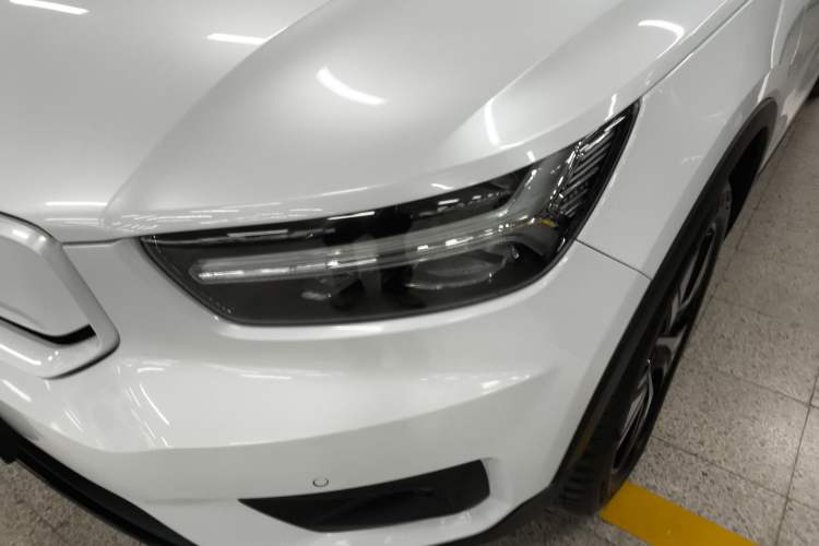 Used Volvo XC40 New Energy 2021 P8 Pure Electric All-Wheel Drive Smart Luxury Sport Edition Left Front Headlight