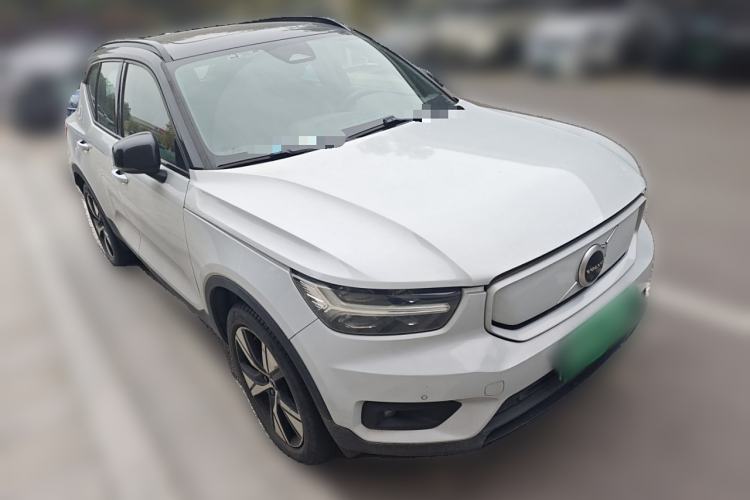 Used Volvo XC40 New Energy 2021 P8 Pure Electric All-Wheel Drive Smart Luxury Sport Edition Front Right 45 Deg