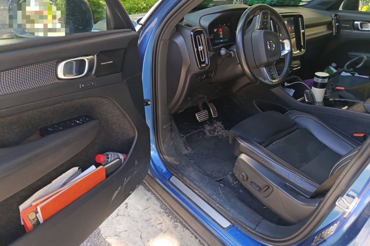 Used Volvo XC40 New Energy 2021 P8 Pure Electric All-Wheel Drive Smart Luxury Sport Edition Driver Seat