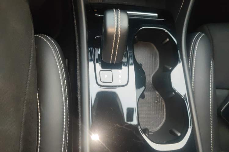 Used Volvo XC40 New Energy 2021 P8 Pure Electric All-Wheel Drive Smart Luxury Sport Edition Gear Lever
