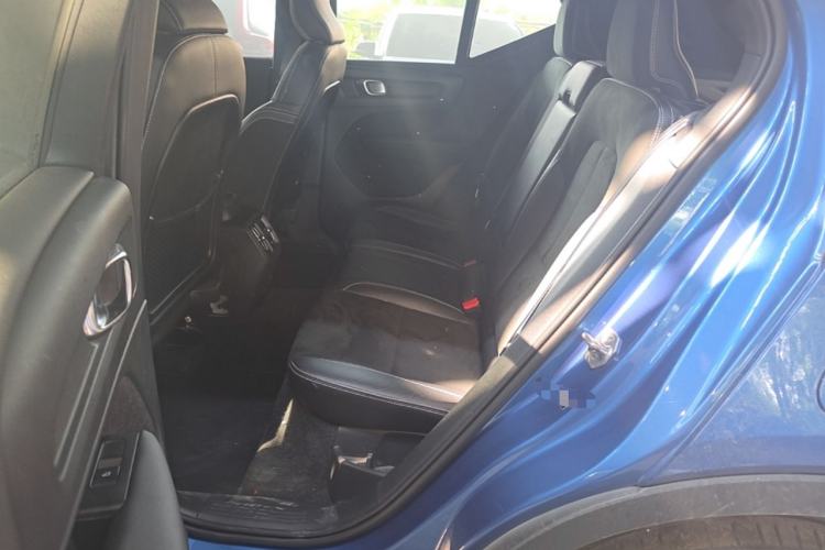 Used Volvo XC40 New Energy 2021 P8 Pure Electric All-Wheel Drive Smart Luxury Sport Edition Left Rear Seat