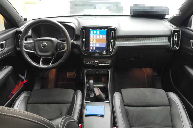 Used Volvo XC40 New Energy 2021 P8 Pure Electric All-Wheel Drive Smart Luxury Sport Edition Center Console