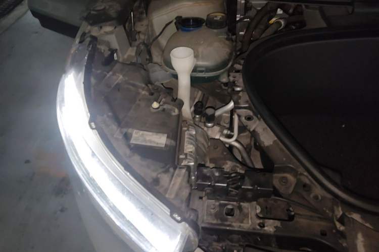Used Volvo XC40 New Energy 2021 P8 Pure Electric All-Wheel Drive Smart Luxury Sport Edition Engine Bay Right