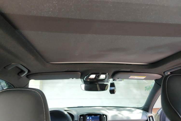 Used Volvo XC40 New Energy 2021 P8 Pure Electric All-Wheel Drive Smart Luxury Sport Edition Headliner