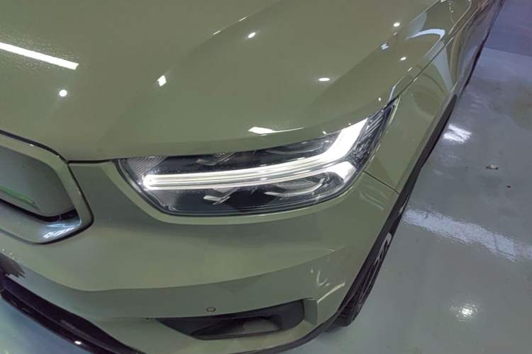 Used Volvo XC40 New Energy 2021 P8 Pure Electric All-Wheel Drive Smart Luxury Sport Edition Left Front Headlight